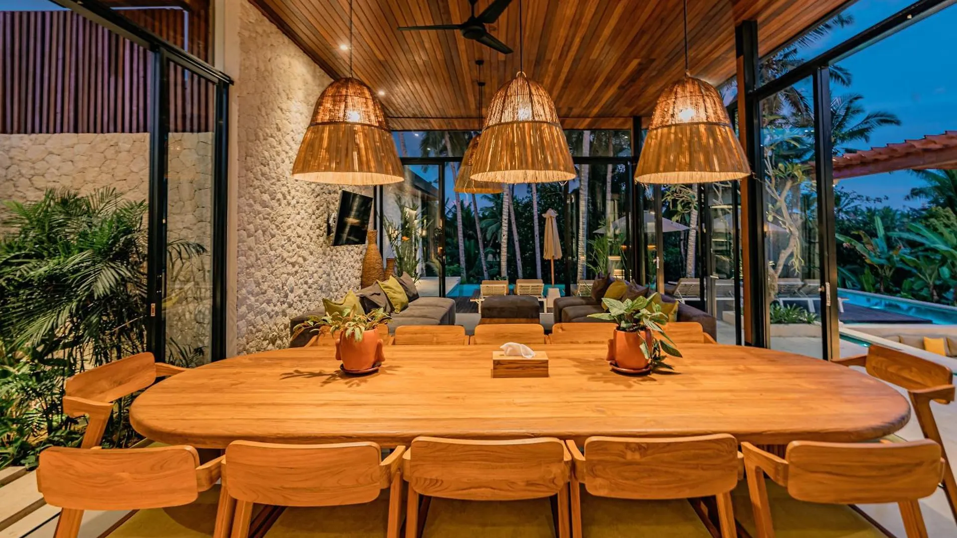 Brand New 6Br Villa Amazing Views Ubud